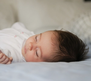 nouveau né dort bien
